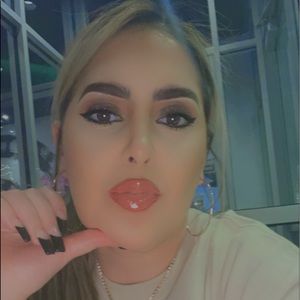 Meet your Posher, Feriel